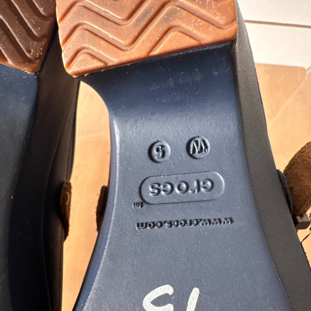 Crocs Sarah Clog Mule Navy Brown Leather Size 5  Minimalist Scandinavian Slip On - Picture 14 of 14